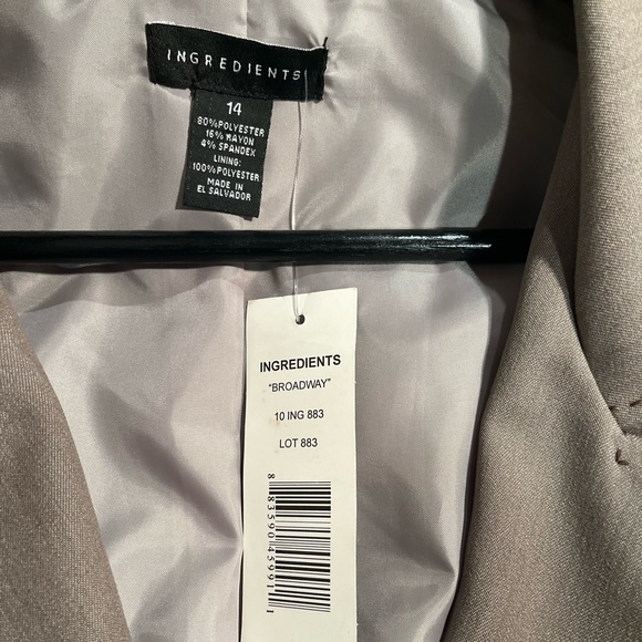 Brand-name INGREDIENTS, Tan blazer jacket, US 14 with one button in the front - Picture 6 of 8